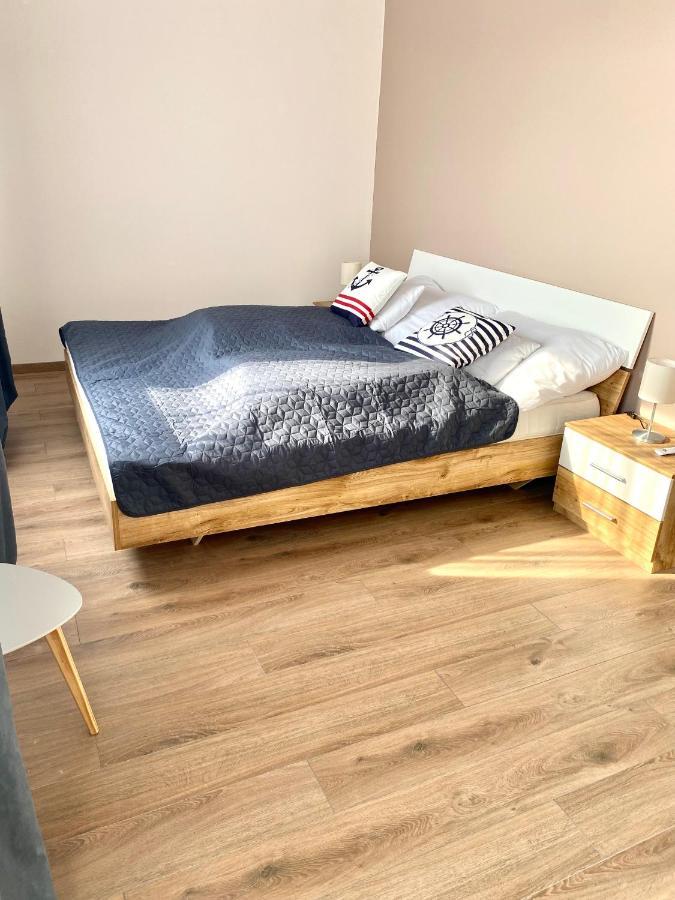 Azur Panorama Apartman Alsoors Exterior foto
