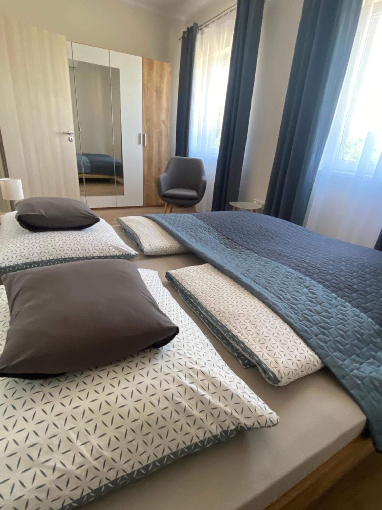 Azur Panorama Apartman Alsoors Exterior foto